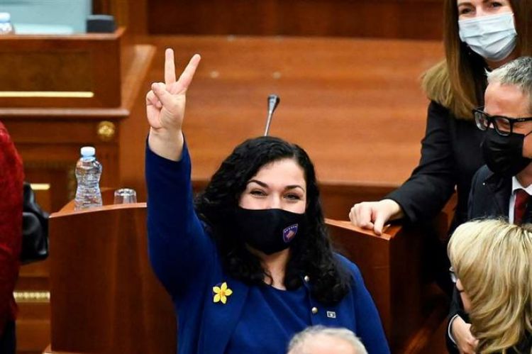 El Parlamento elige como presidenta de Kosovo a la reformista Vjosa Osmani