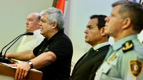 Riera admite infiltración narco en el Estado y arma presupuesto
