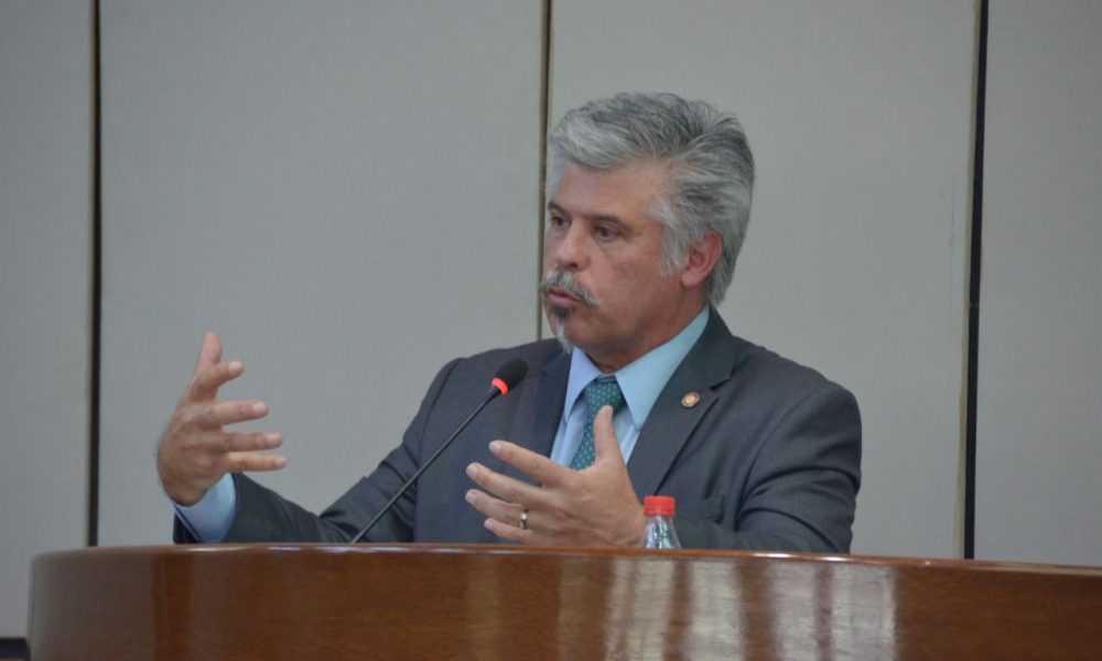 Exministro Giuzzio busca apartar a fiscales a través de recusación