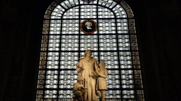 Portugal: comisión investigará posibles casos de abuso sexual contra menores en la Iglesia católica