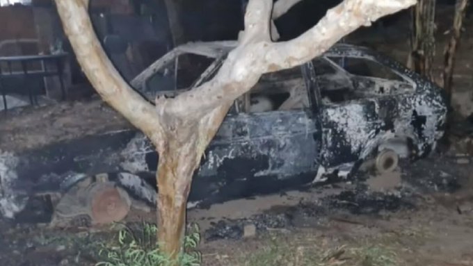 Hombre muere calcinado dentro de vehículo en Fernando de la Mora