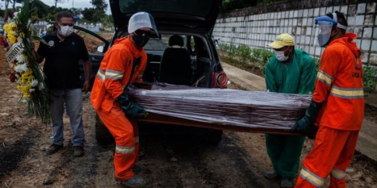 Paraguay "disputa" a Uruguay la tasa ms alta de muertes por Covid en la regin