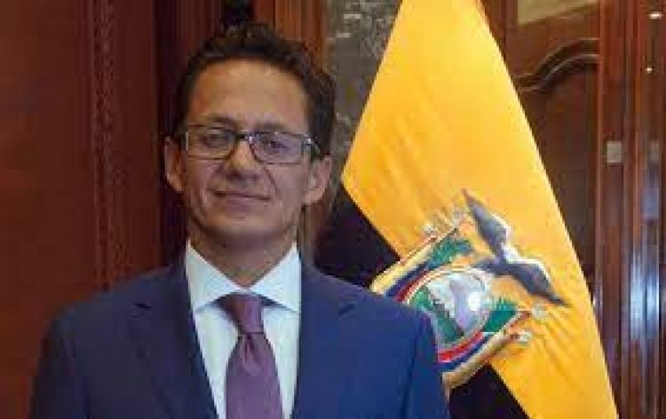Prisión preventiva para Defensor del Pueblo de Ecuador por presunto delito sexual