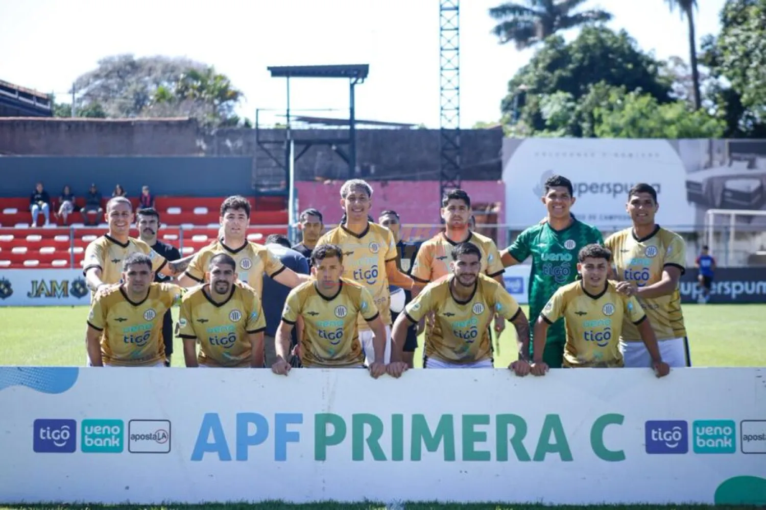 ¡12 de Santo Domingo asciende tras un desenlace de infarto!