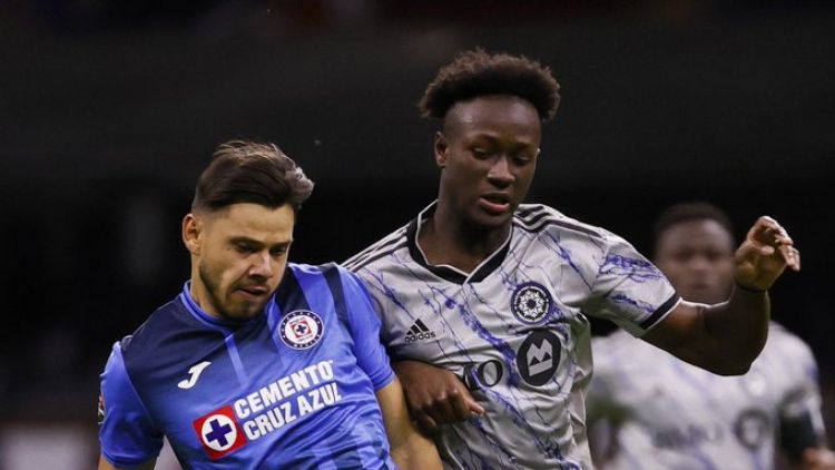 Cruz Azul vence al Montreal en el regreso de Ángel Romero