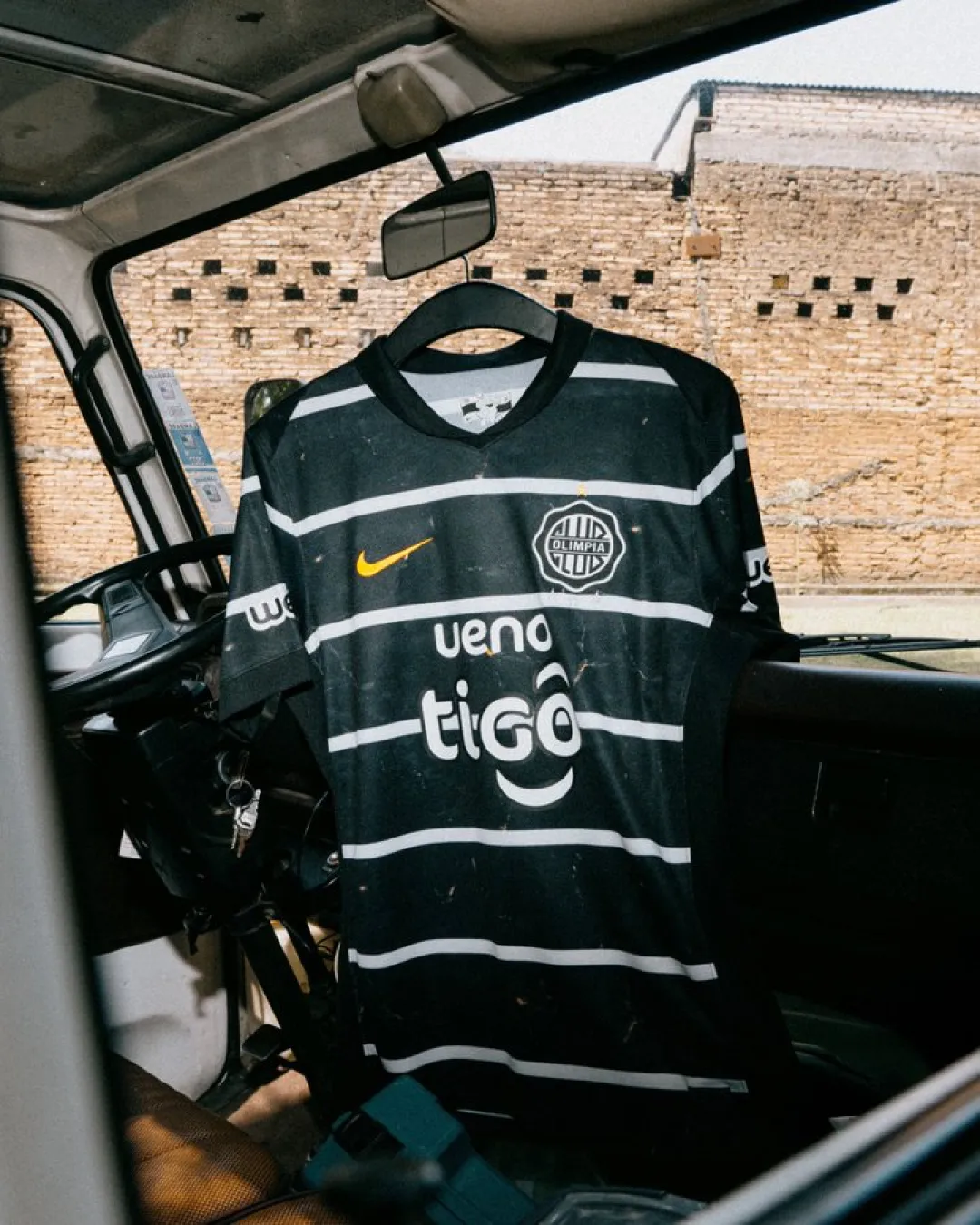 Revelan la nueva camiseta alternativa de Olimpia