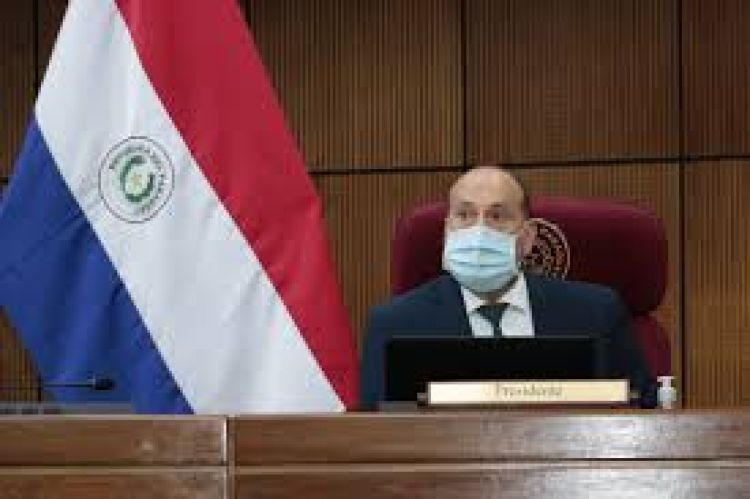 Presidente del Congreso defiende gestión de Giuzzio y asegura que hay más seguridad en el país