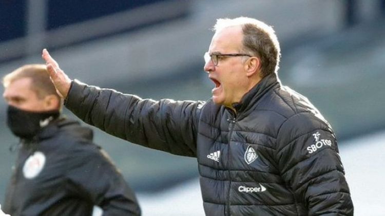 Marcelo Bielsa negocia un nuevo contrato con Leeds United