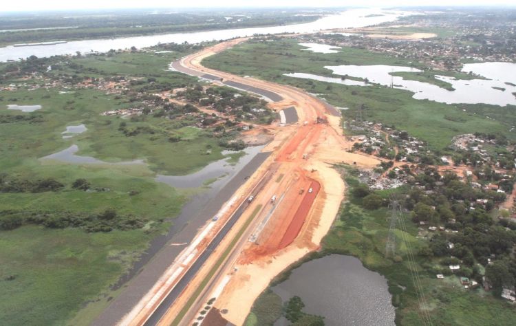 Experto afirma que no corresponde construir estación de servicios en la Costanera de Asunción