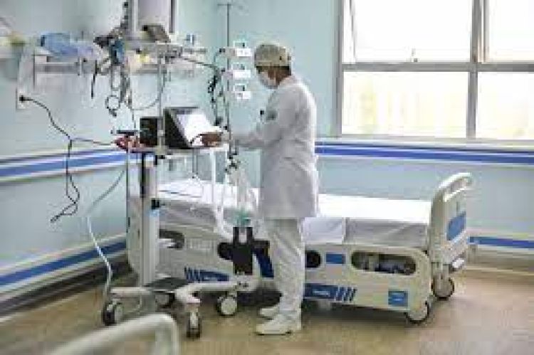 No vacunados tienen mismas posibilidades de ingresar a UTI que pacientes de 75 años