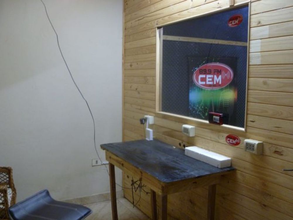 Clausuran radio de exdiputado cartista en Quiindy