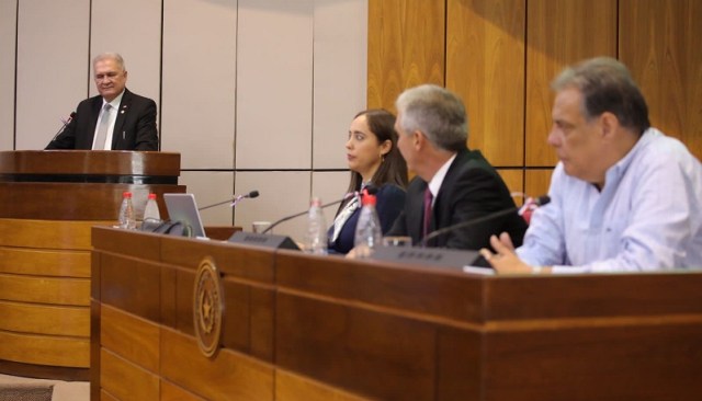 Emiliano Rolón promete actuar con independencia y anuncia auditoria a gestión de Quiñonez