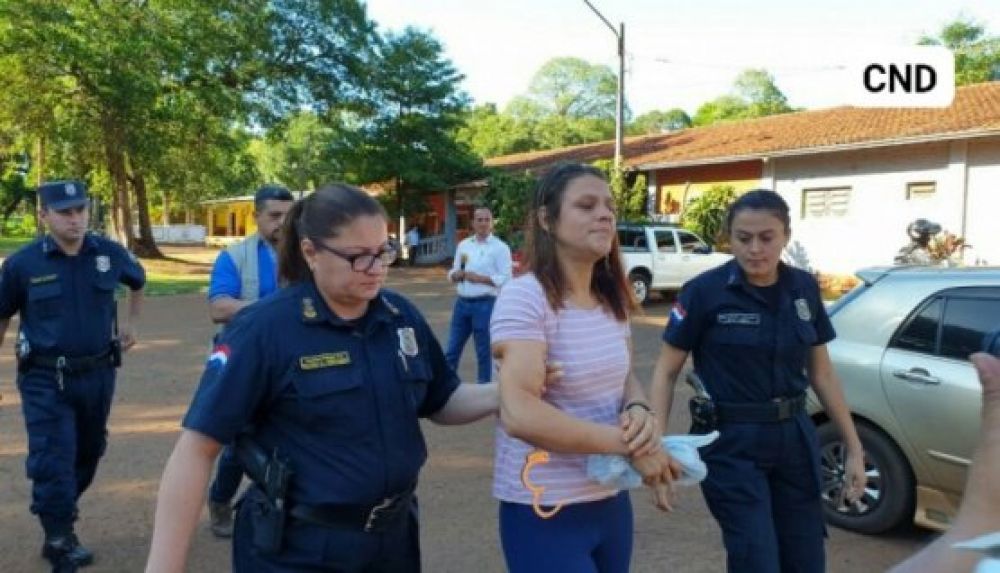 Se escapó de la Comisaría para ir a despedirse de sus hijos