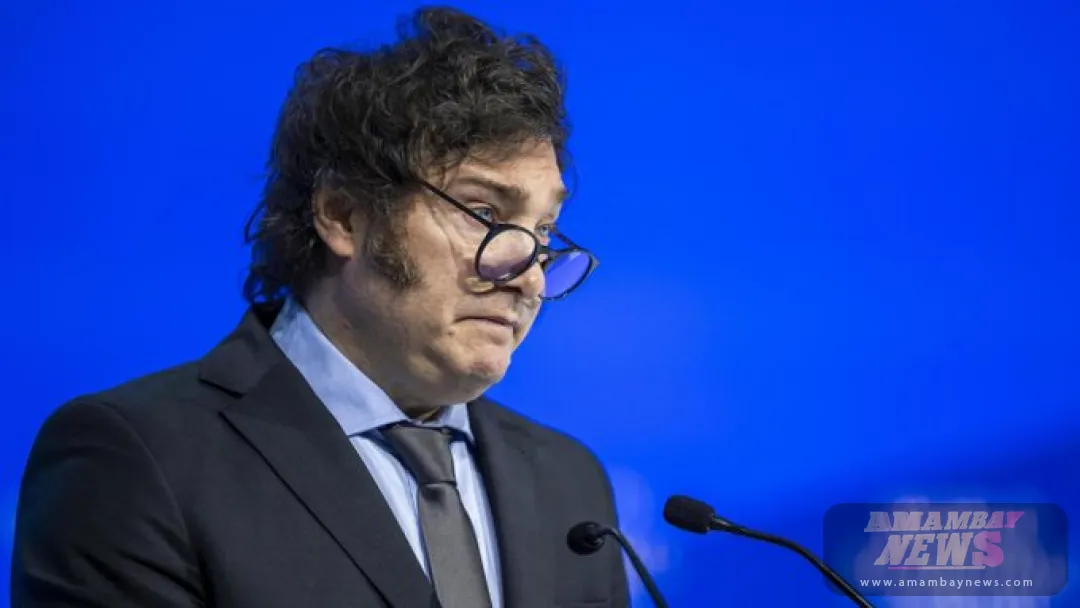 Javier Milei realiza breve escala en Paraguay para reunirse con embajador argentino