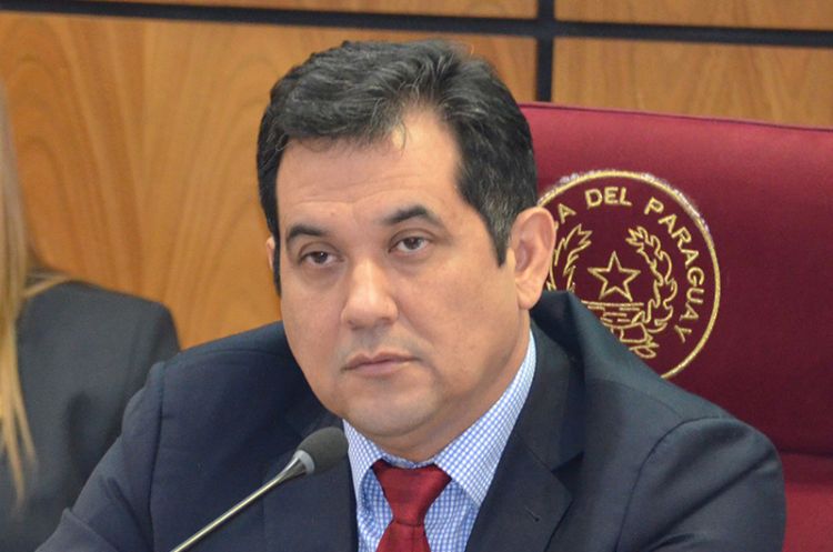 "El peor enemigo del Partido Colorado hoy es Mario Abdo", segn senador