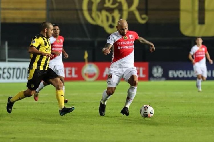 River Plate se juega su última chance ante el histórico Peñarol