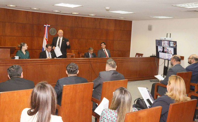 Gremio pide a la Corte cumplir su palabra y reanudar reunión con abogados