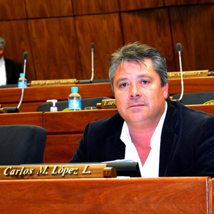 Diputados cambia de timón con elección de nuevo presidente