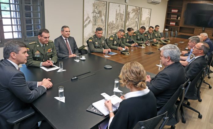 Policías de Paraguay y Colombia fortalecerán cooperación para lucha contra el crimen internacional