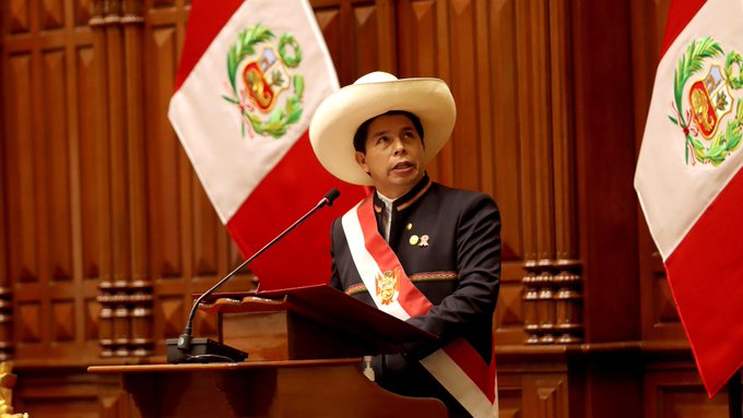 Perú: Castillo presenta recurso para anular la denuncia constitucional en su contra