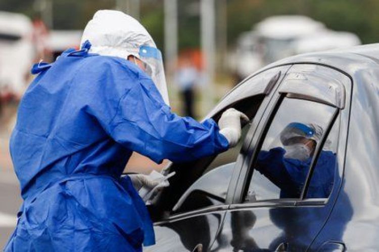 Salud reporta 61 muertes y nuevo récord de contagios con 6.853 casos de Covid-19