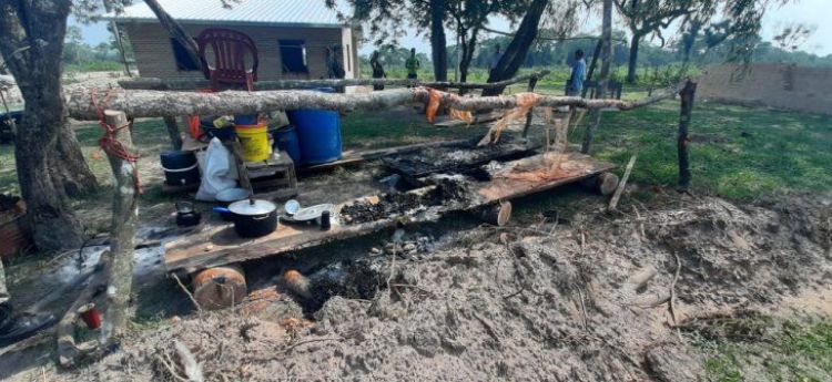 Grupo armado quema rancho en una estancia en Paso Barreto