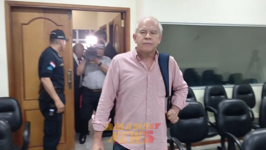 Exministro Walter Bower podría enfrentarse a una pena de hasta 25 años