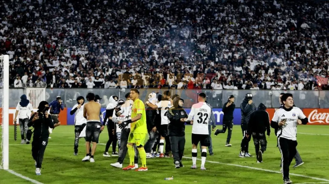 Colo Colo es sancionado con cinco partidos tras muerte de dos aficionados en la Copa Libertadores