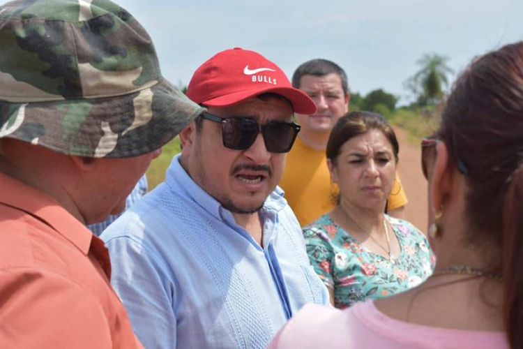 Denuncian que intendente de Caapucú no rinde cuentas sobre uso de fondos