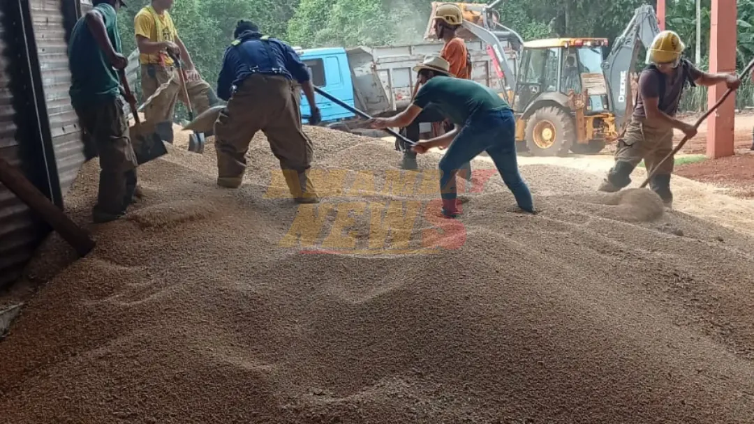 Obrero muere aplastado por granos en un silo de Itapúa