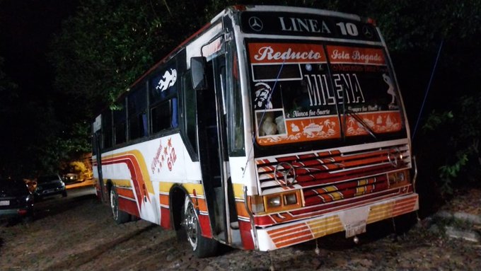 Un muerto tras enfrentamiento a balazos entre barras en Ñemby