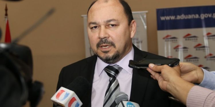 Director de Aduanas desmiente que se va a frenar la suba del combustible eliminando el ISC