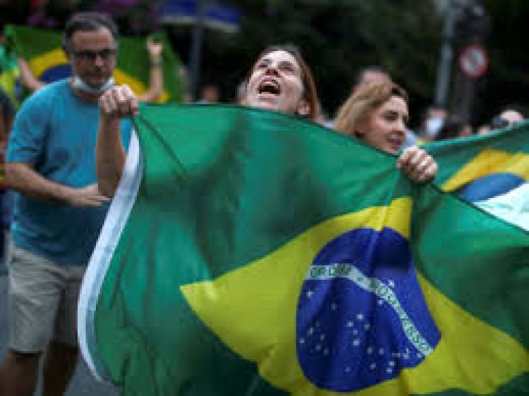 Covid-19: Brasil registra 1.319 muertes en 24 horas