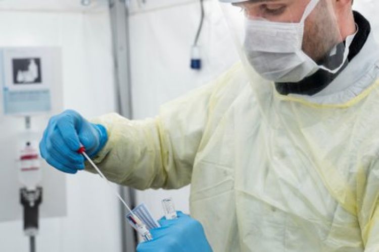 Salud registra 20 fallecidos más y otros 707 contagios por coronavirus