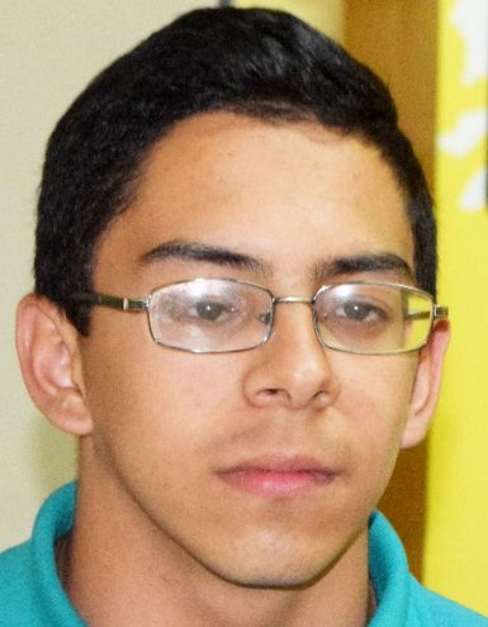 Intendente y seccionalero de Otaño querellan a menor, líder estudiantil