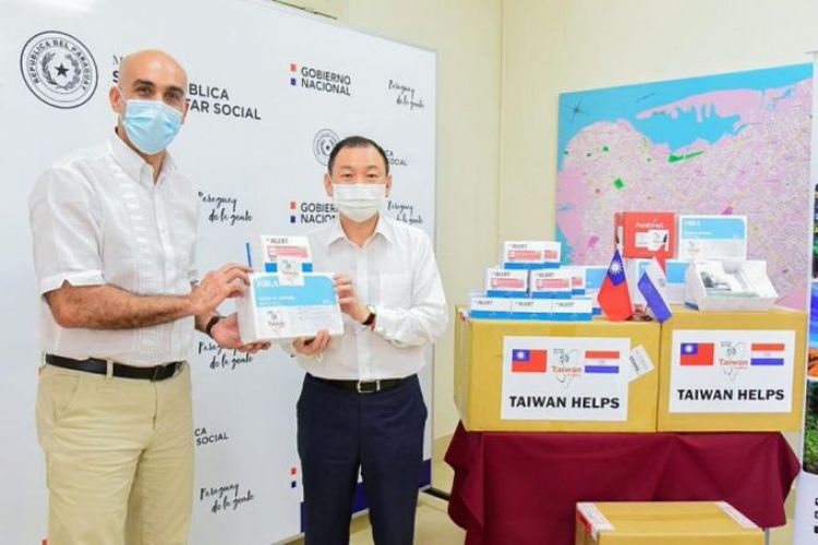 Taiwán entregó en donación más de 45.000 test rápidos de covid-19