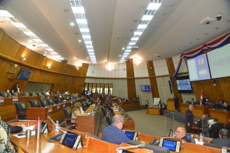 Día 4: Diputados siguen debatiendo causales del libelo acusatorio contra la FGE