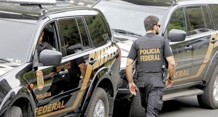 Policía Federal del Brasil investiga compra de celulares por internet