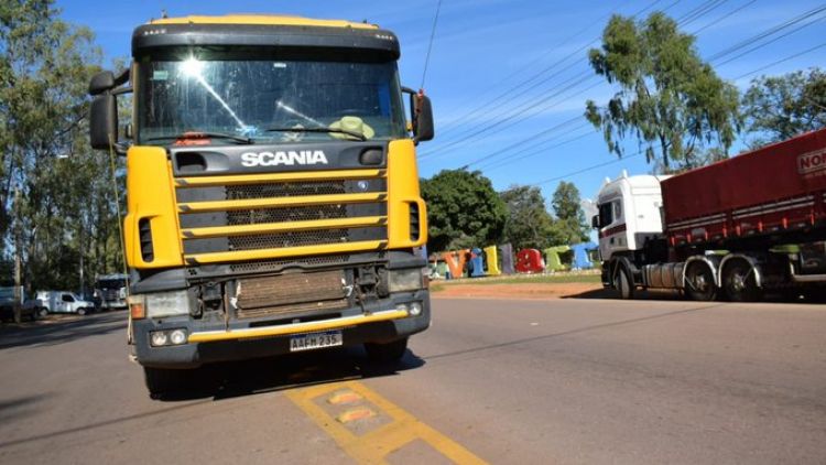 Camioneros levantan bloqueos en San Pedro y analizarán otras medidas