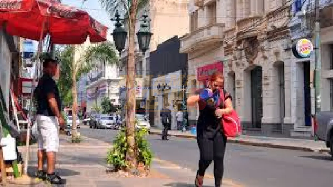 Anuncian jornada fresca a cálida y vientos del sureste