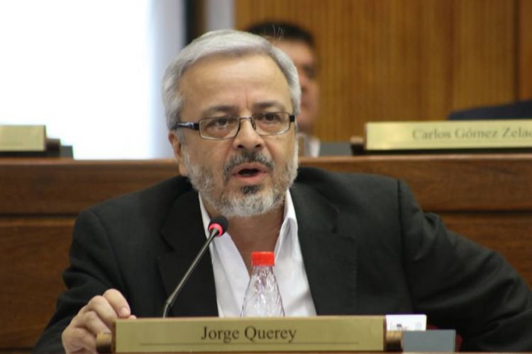 Senador no ve que Marito tenga plan para salir de la crisis