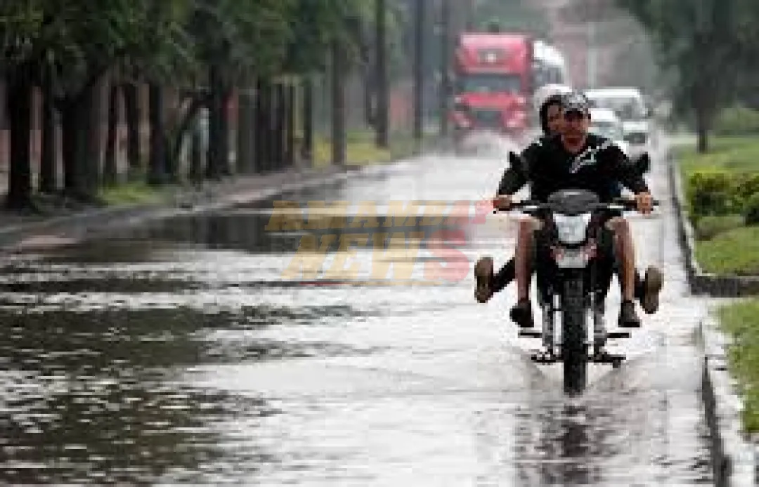 Pronostican día cálido con lluvias y tormentas eléctricas