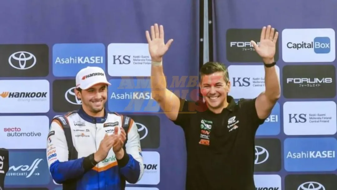 Santi acompaña al piloto Diego Domínguez en Finlandia
