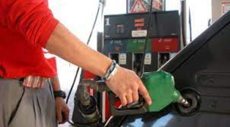 Vacuna para todos!. Emblemas suben todos los combustibles en Gs. 400