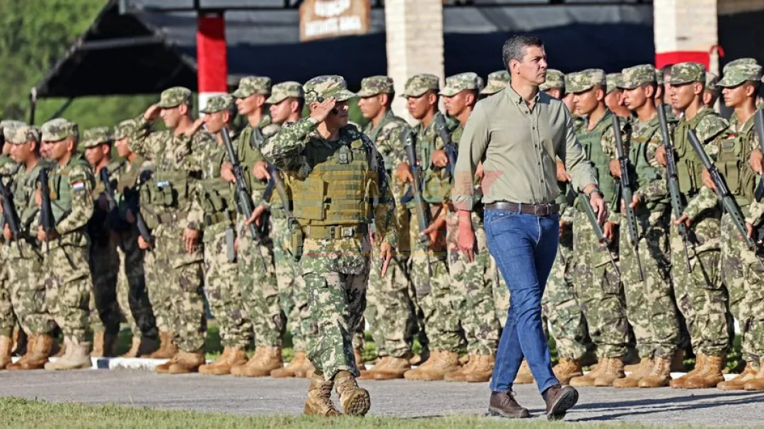 Cambian a Comandante de la Armada y hermano de ministro de la Corte es Jefe de Estado Mayor del Ejército