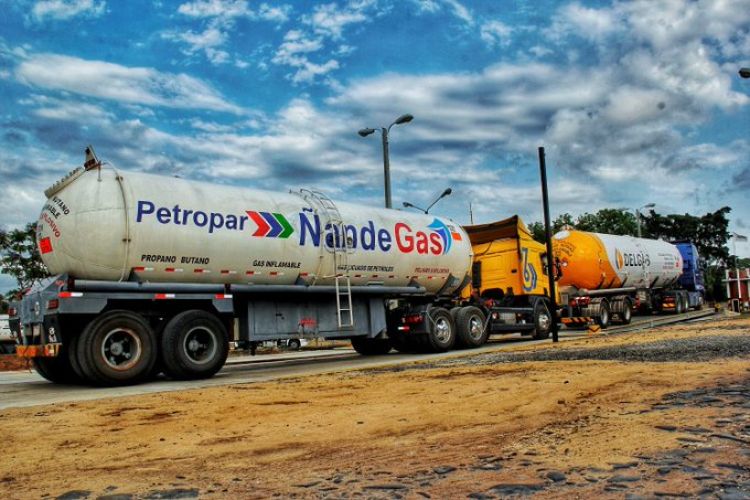 Desde Petropar aseguran que el escenario mundial actual obligó a subir el precio del combustible