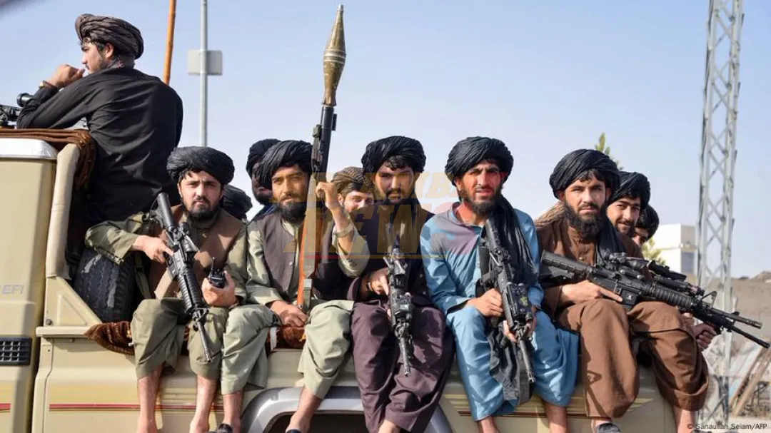 Los talibanes rechazan devolver la base aérea de Bagram