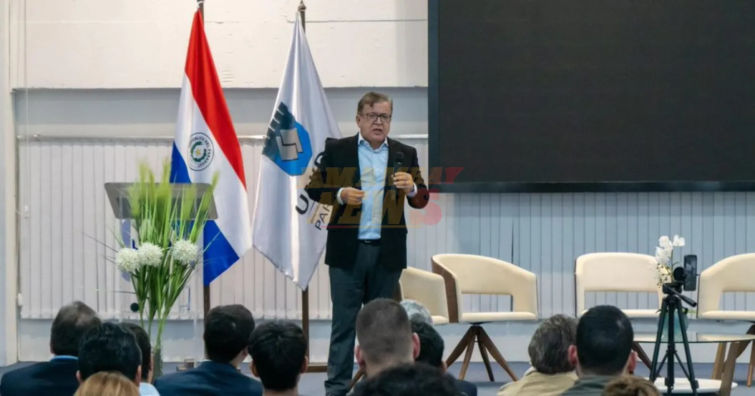 A menos de un día de pasarse al oficialismo, Nicanor trató a los ministros de "emperadores"