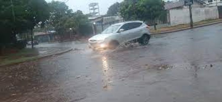 Meteorología anuncia lunes con probabilidades de tiempo severo