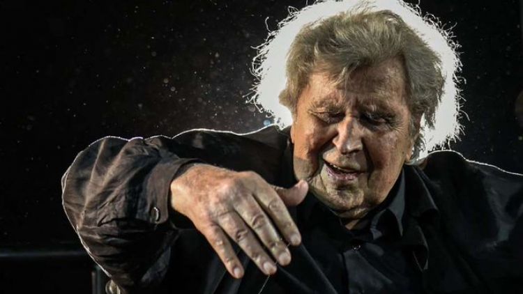 Muere Mikis Theodorakis, el compositor de Zorba el griego a quien Grecia tenía en su propio Olimpo